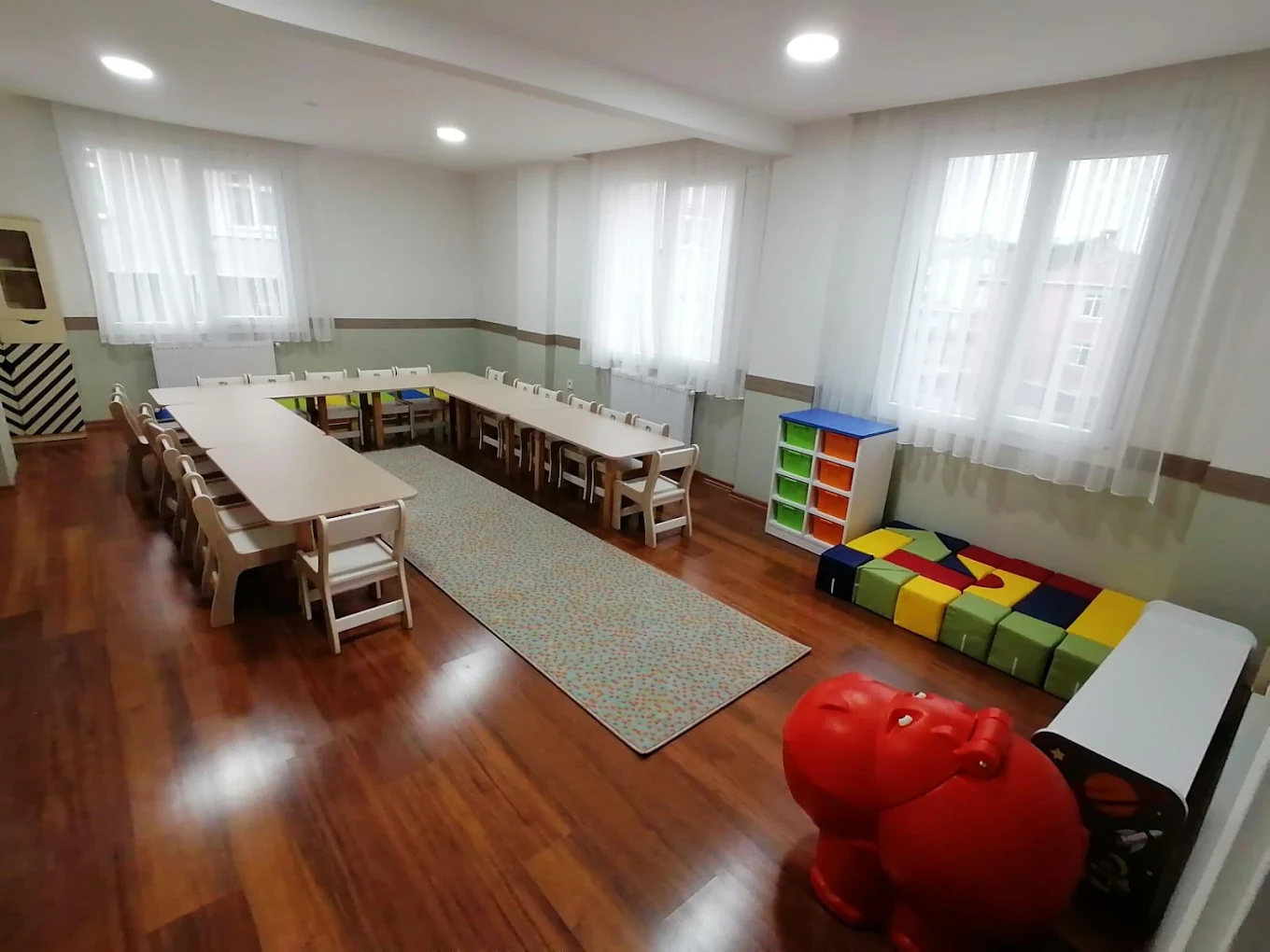 Lalebahçesi Anaokulu ferah ve renkli sınıfı